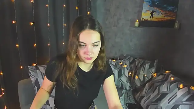 Snapshot of KristinaLoison chatting on 02/02/25, 05:48 KristinaLoison online show from 02/02/25, 05:48