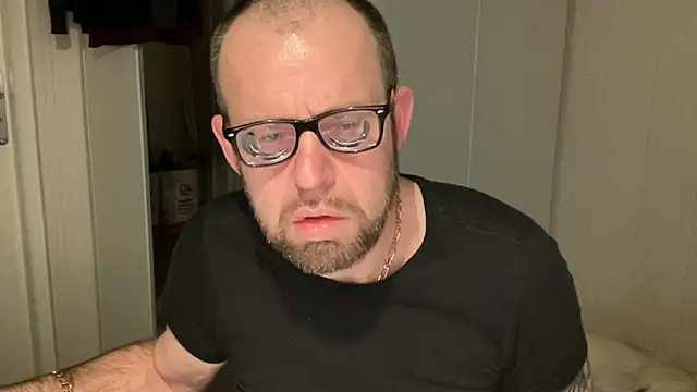 FABIOGLASSES online show from 11/13/25, 10:08