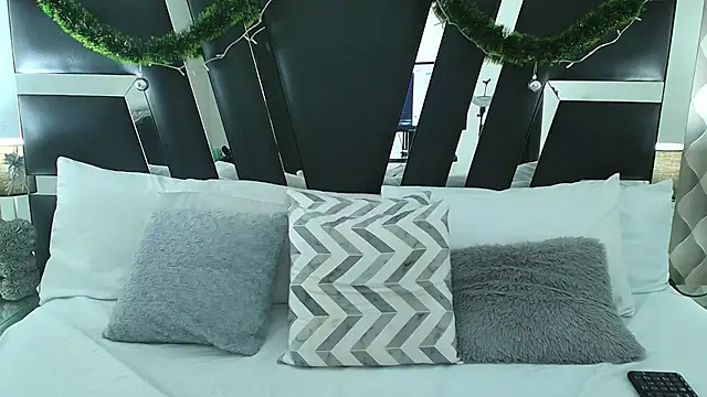 Snapshot of katya_kozlov chatting on 01/10/25, 03:18 katya kozlov online show from 01/10/25, 03:18