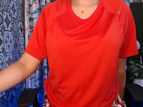 Snapshot of The_Divine_Love chatting on 10/23/25, 08:51 The Divine Love online show from 10/23/25, 08:51