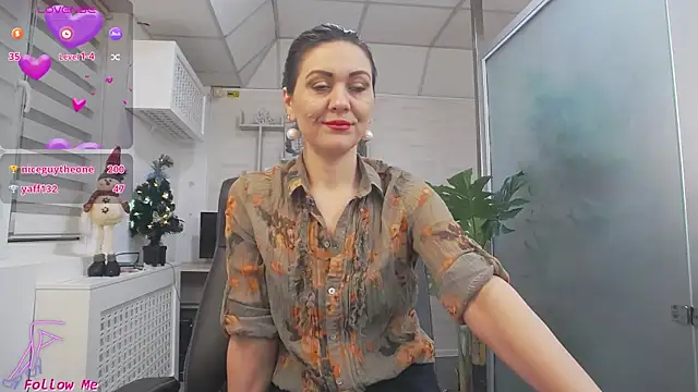 EllaMilf  online show from 12/07/24, 09:06