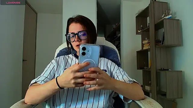 Arya starrk online show from 12/05/25, 01:09