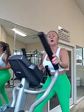 EvaRobinson online show from 12/17/24, 07:48