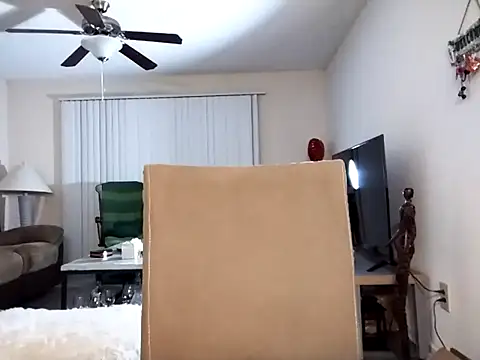 EvaRobinson online show from 02/27/25, 01:59