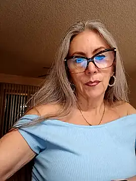 EvaRobinson online show from 03/13/25, 01:54