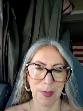 EvaRobinson online show from 03/20/25, 08:08