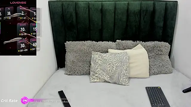 Snapshot of im_aliss chatting on 03/22/26, 03:10 im aliss online show from 03/22/26, 03:10