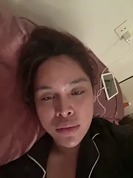 Snapshot of UrDreamTranspinay69 chatting on 02/24/25, 01:35 UrDreamTranspinay69 online show from 02/24/25, 01:35