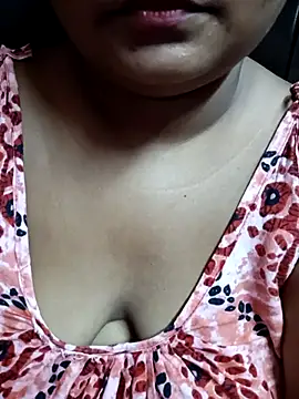 Snapshot of DEPALI09 chatting on 09/24/25, 07:39 DEPALI09 online show from 09/24/25, 07:39