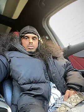 Snapshot of dingoding chatting on 12/19/24, 05:18 dingoding online show from 12/19/24, 05:18