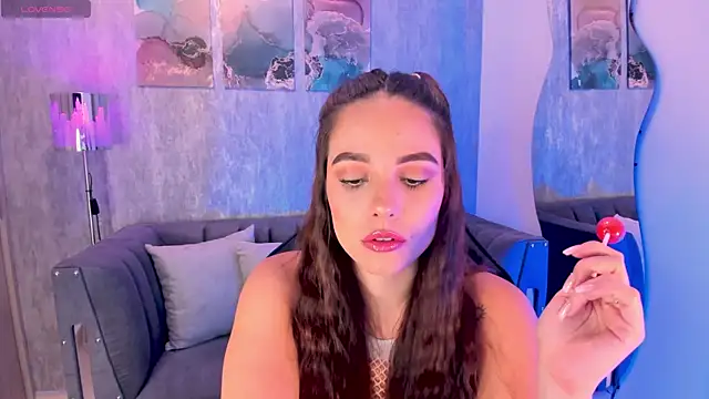 MelanieHudson  online show from 12/07/24, 12:30