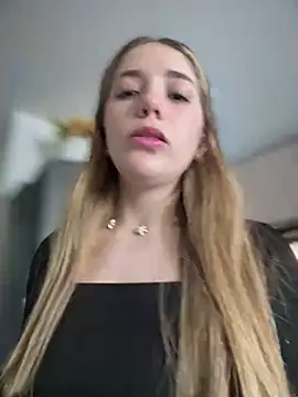 ShelbyHagen online show from 03/18/25, 02:15