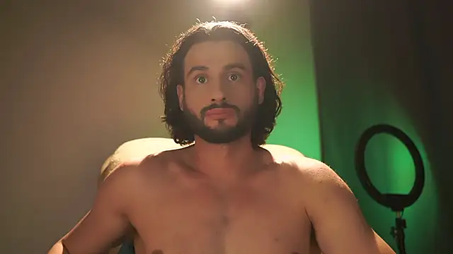 Keen   Luckystrike online show from 10/18/25, 06:41