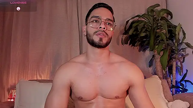 Snapshot of Josseph1_ chatting on 11/14/25, 01:48 Josseph1 online show from 11/14/25, 01:48