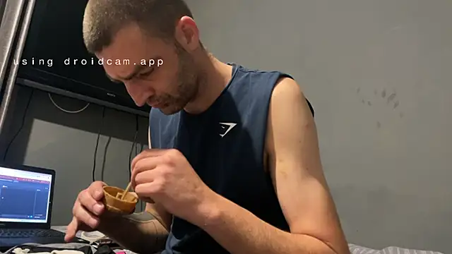 ThatGuyNextDoor1992 online show from 09/17/25, 09:05