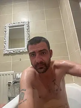 ThatGuyNextDoor1992 online show from 11/10/25, 10:31