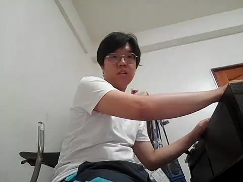 ksshp9502 online show from 09/16/25, 01:01