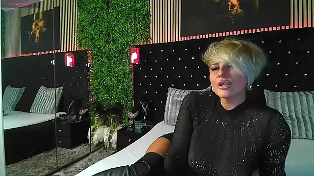 InannaStar online show from 06/28/26, 09:15
