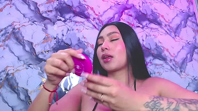 Snapshot of sweeet_amy chatting on 03/28/26, 08:30 sweeet amy online show from 03/28/26, 08:30