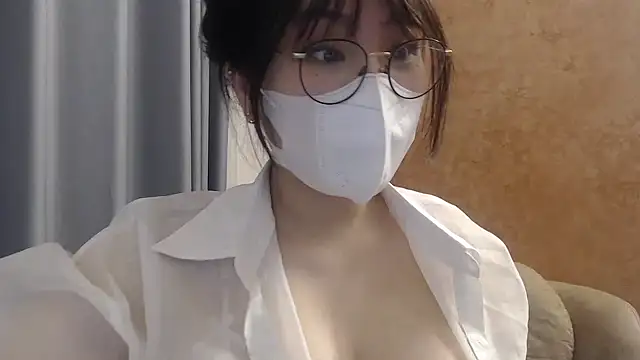 Onee-Chew online show from 12/30/24, 08:47