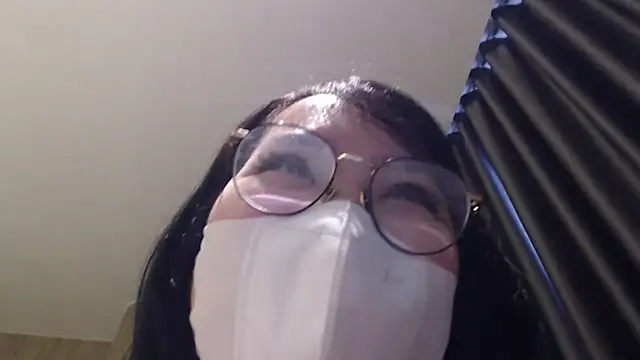 Onee-Chew online show from 10/11/25, 03:06