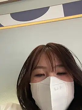 Snapshot of Onee-Chew chatting on 04/21/26, 12:56 Onee-Chew online show from 04/21/26, 12:56