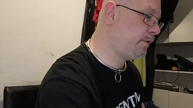 sklave-von-herrin-andrea online show from 05/20/26, 05:52