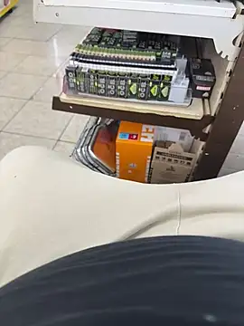 Snapshot of buri232 chatting on 02/28/25, 12:42 buri232 online show from 02/28/25, 12:42