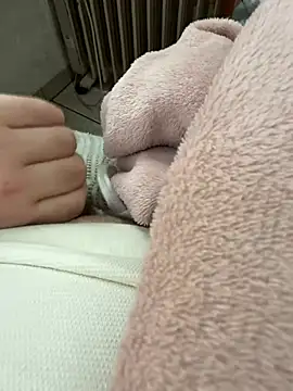 Snapshot of buri232 chatting on 03/22/25, 02:14 buri232 online show from 03/22/25, 02:14