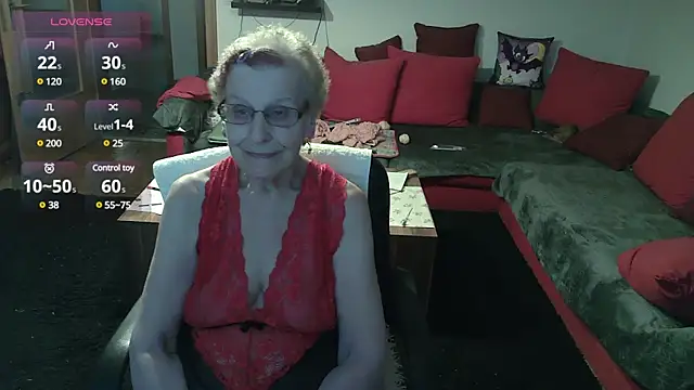 HeisseomaOriginal online show from 01/23/25, 08:15