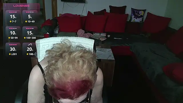 HeisseomaOriginal online show from 01/30/25, 10:50