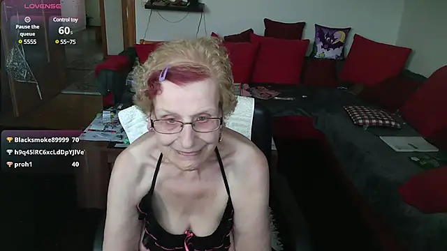 HeisseomaOriginal online show from 02/27/25, 12:13