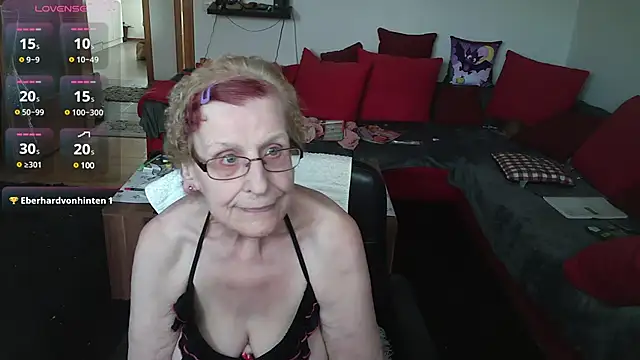 HeisseomaOriginal online show from 02/28/25, 03:04