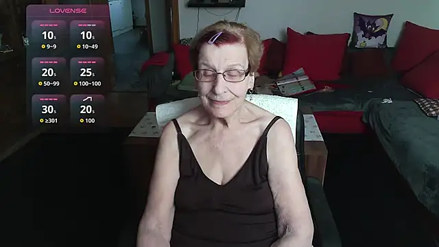 Snapshot of HeisseomaOriginal chatting on 03/12/26, 08:20 HeisseomaOriginal online show from 03/12/26, 08:20