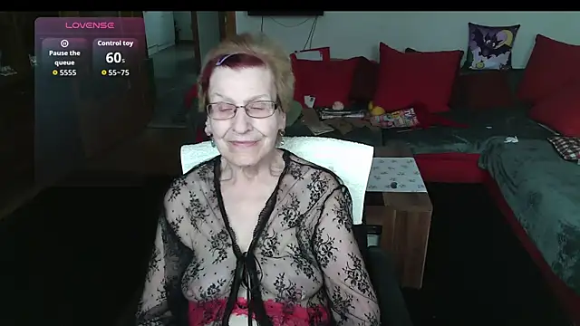 Snapshot of HeisseomaOriginal chatting on 03/25/26, 08:20 HeisseomaOriginal online show from 03/25/26, 08:20