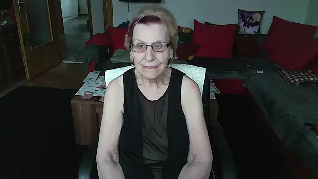 Snapshot of HeisseomaOriginal chatting on 04/13/26, 07:14 HeisseomaOriginal online show from 04/13/26, 07:14