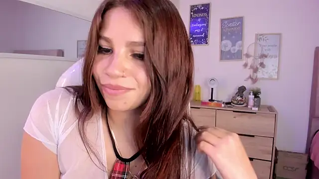 Snapshot of bluee_hazell chatting on 03/07/25, 05:38 bluee hazell online show from 03/07/25, 05:38