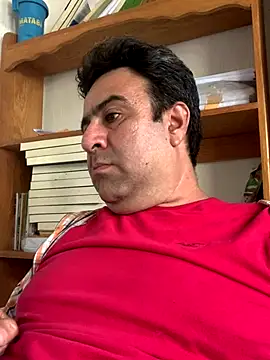 Snapshot of EmilianoGt chatting on 10/10/25, 06:07 EmilianoGt online show from 10/10/25, 06:07