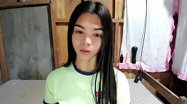 Snapshot of UrHotFuckingNatasha69 chatting on 01/11/25, 03:02 UrHotFuckingNatasha69 online show from 01/11/25, 03:02