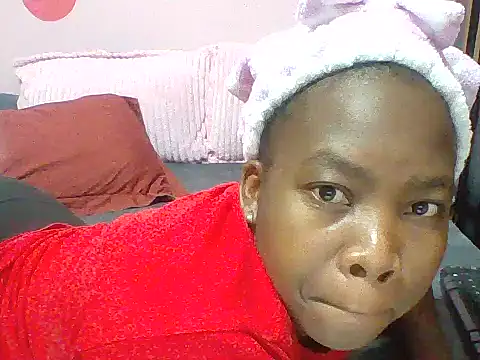 miss melis online show from 12/03/25, 12:18