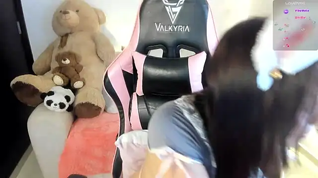 eval lee18 online show from 02/28/25, 08:09