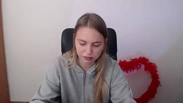 klerkarina online show from 10/26/25, 05:46