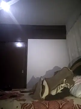 Snapshot of karlaalva chatting on 11/27/25, 05:53 karlaalva online show from 11/27/25, 05:53