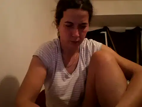 Snapshot of Tamilashaa chatting on 12/10/24, 08:27 Tamilashaa online show from 12/10/24, 08:27