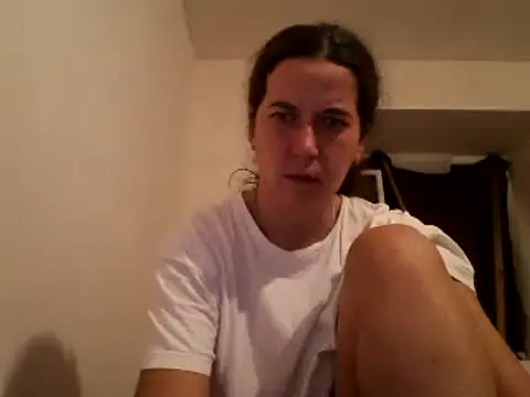 Snapshot of Tamilashaa chatting on 12/14/24, 07:14 Tamilashaa online show from 12/14/24, 07:14