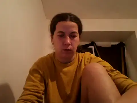 Snapshot of Tamilashaa chatting on 12/28/24, 06:29 Tamilashaa online show from 12/28/24, 06:29