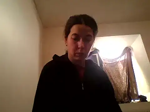 Snapshot of Tamilashaa chatting on 02/09/25, 06:43 Tamilashaa online show from 02/09/25, 06:43