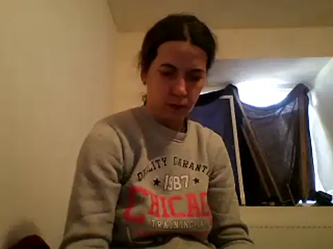 Snapshot of Tamilashaa chatting on 02/10/25, 01:01 Tamilashaa online show from 02/10/25, 01:01