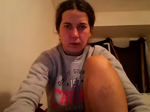 Snapshot of Tamilashaa chatting on 02/13/25, 06:16 Tamilashaa online show from 02/13/25, 06:16