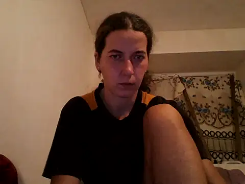 Snapshot of Tamilashaa chatting on 10/31/25, 06:31 Tamilashaa online show from 10/31/25, 06:31